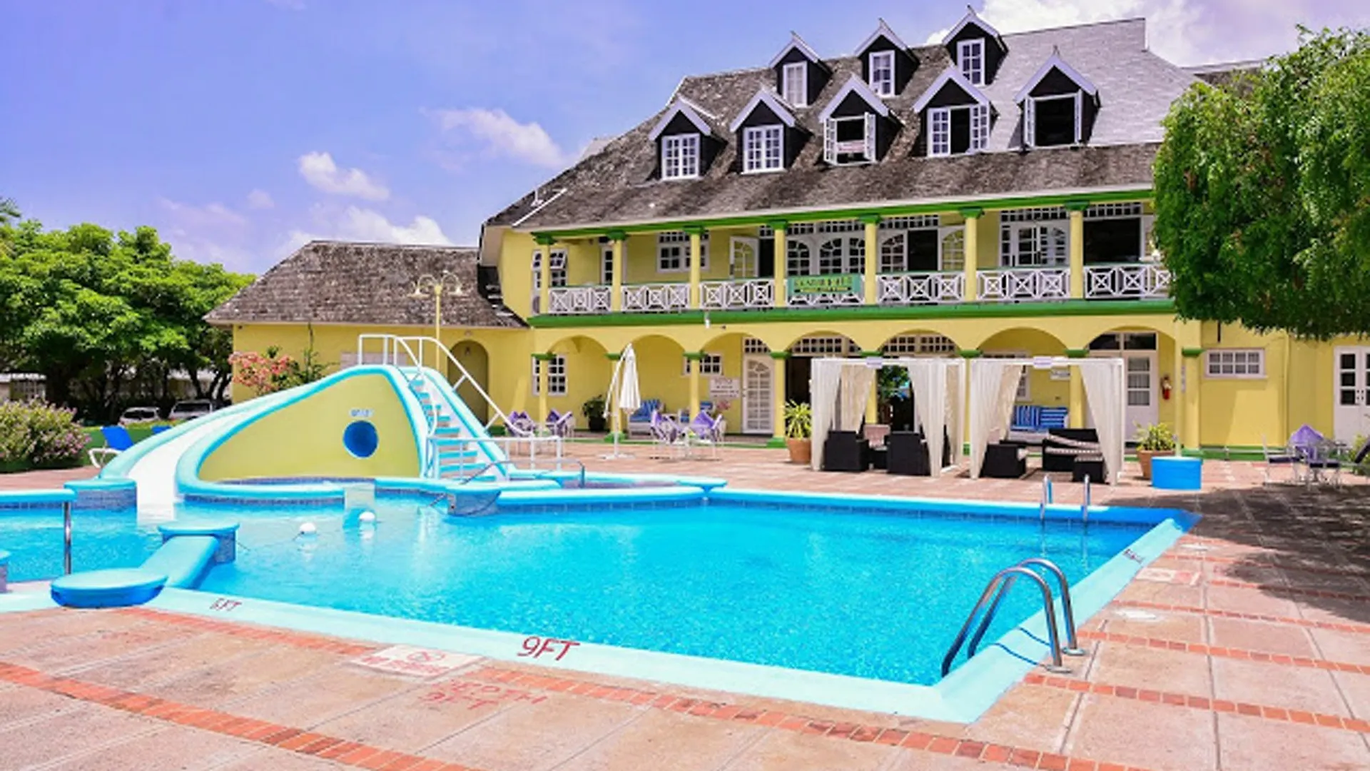 Sunkissed Suites At Sandcastles Ocho Rios 0*,